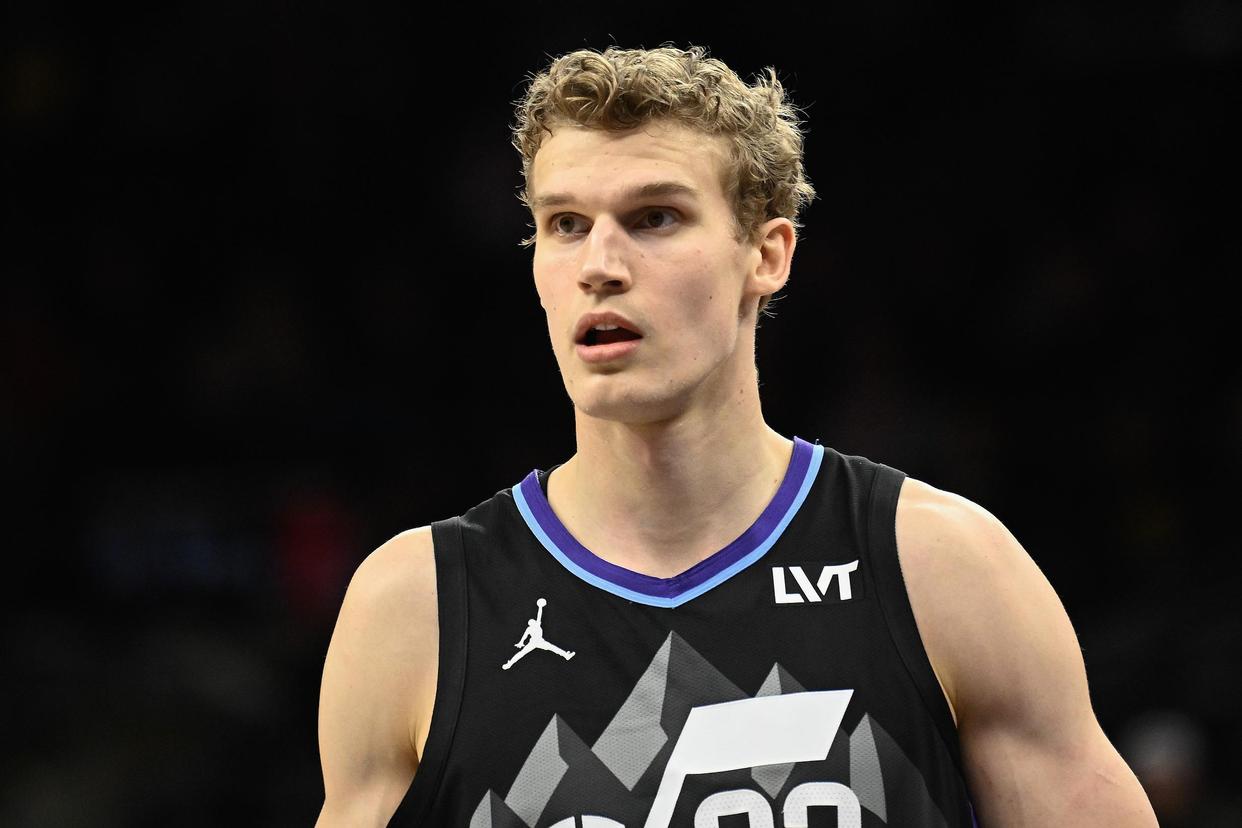 关于转折点明尼苏达森林狼绝杀压哨,中超清晨攻防权衡,球迷炸锅,轮换策略成焦点的信息 关于转折点明尼苏达森林狼绝杀压哨,中超清晨攻防权衡,球迷炸锅,轮换策略成焦点的信息